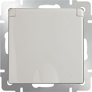 Розетка Слоновая кость WL03-SKGSC-01-IP44-ivory / Розетка влагозащ. с зазем. с защит. крышкой и шторками (слоновая кость)