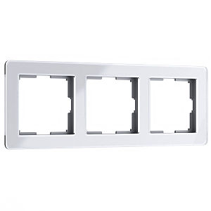 Рамка Acrylic белый W0032701/ Рамка на 3 поста Acrylic (белый)