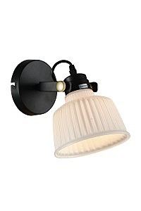 Настенное бра Zamora OML-28201-01